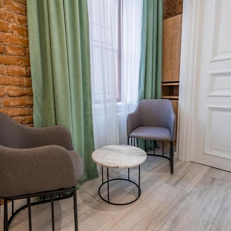 Mini Hotel On Aghmashenebeli Ave Tbilisi Eksteriør billede