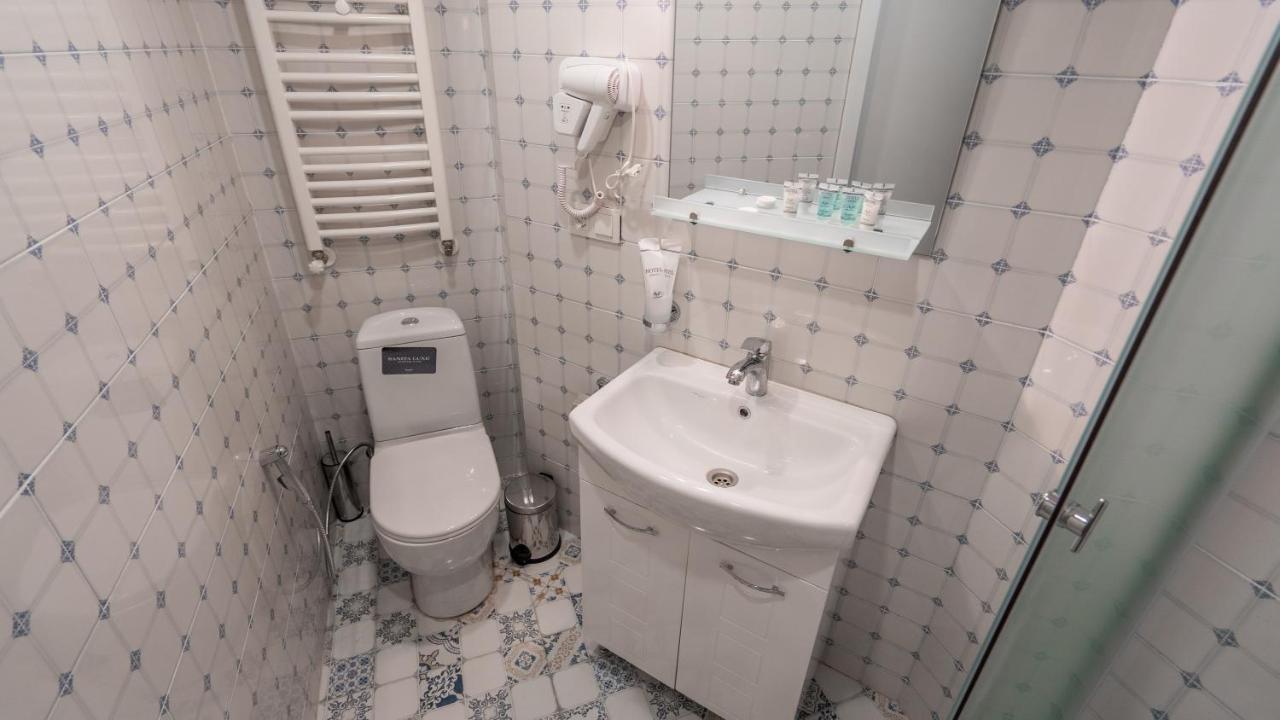 Mini Hotel On Aghmashenebeli Ave Tbilisi Eksteriør billede